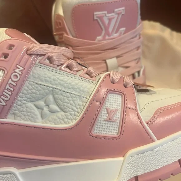 Pink sneaker - Picture 9 of 9